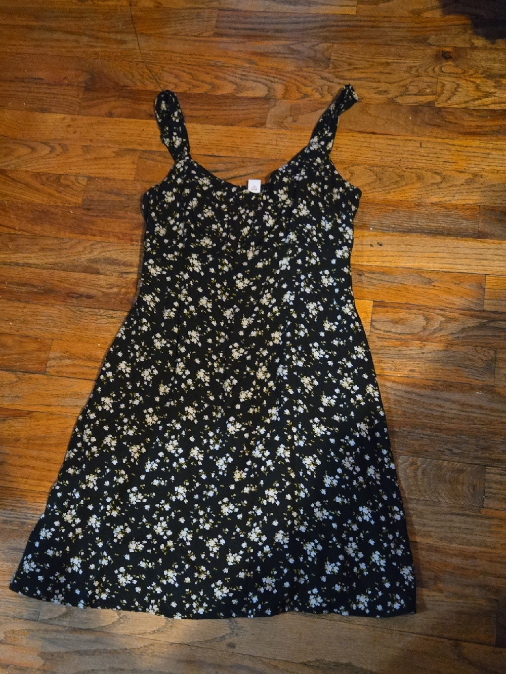 Old Navy Dress - Picture 2 of 7